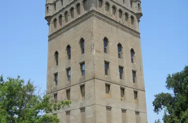 Hofmann Tower in Lyons