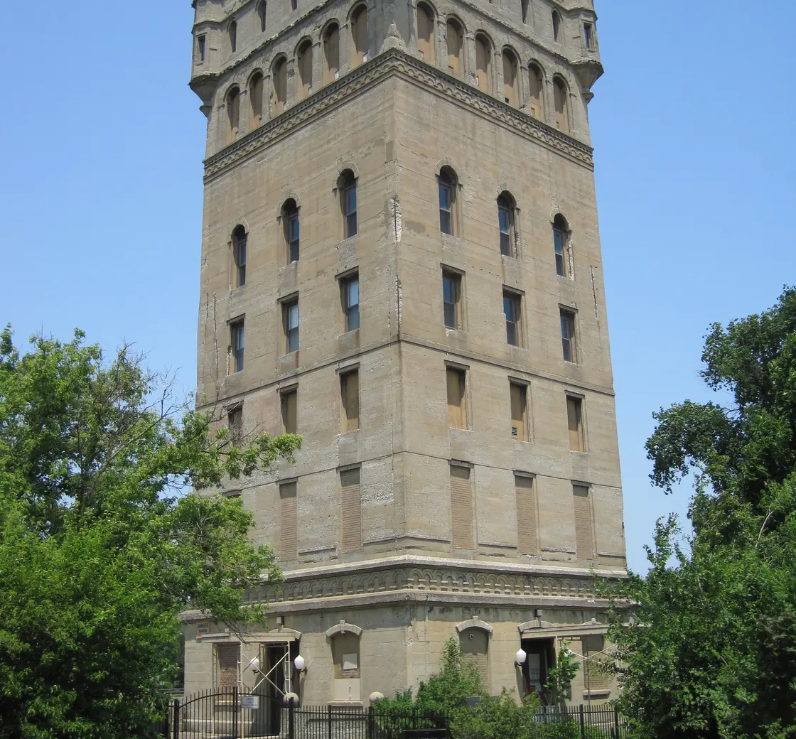 Hofmann Tower in Lyons, Illinois